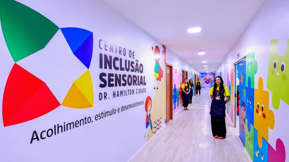 Centro de Inclusão Sensorial da Aleam realiza homenagem ao Dia das Mães com participação de crianças atendidas no espaço