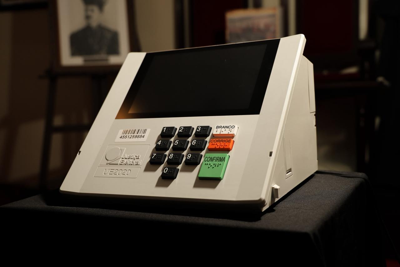 30 anos da urna eletrônica reforçam segurança e acessibilidade nas eleições