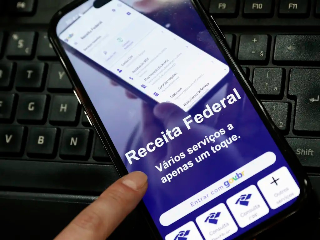 Serasa aponta uso da restituição do IR para quitar dívidas