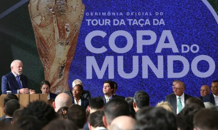 Copa do Mundo Feminina 2027 ganha marco legal após sanção de Lula