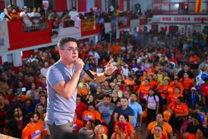 David Almeida reúne 1,2 mil apoiadores no São José