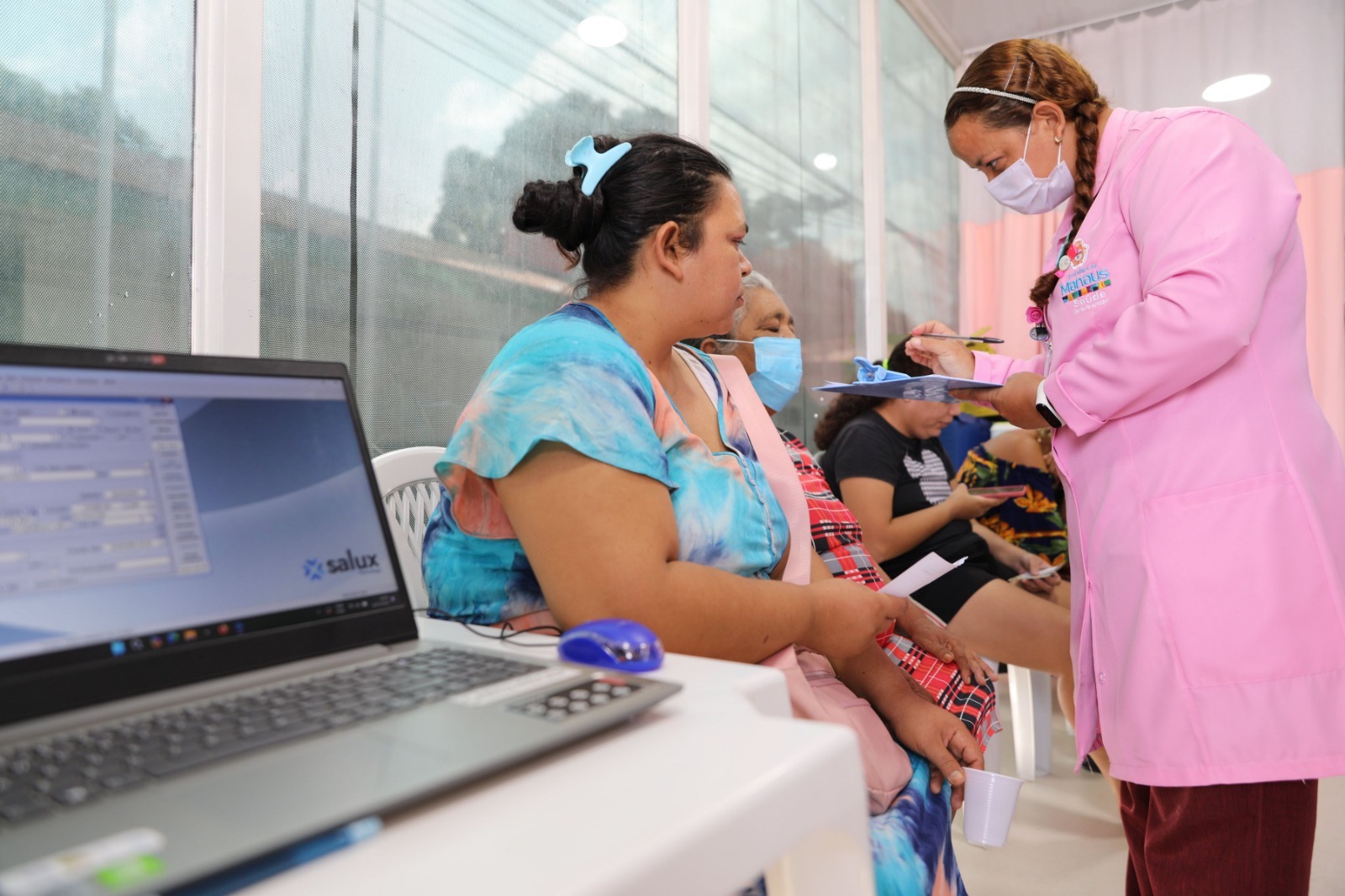 Saúde da Mulher ganha reforço com unidades móveis em Manaus