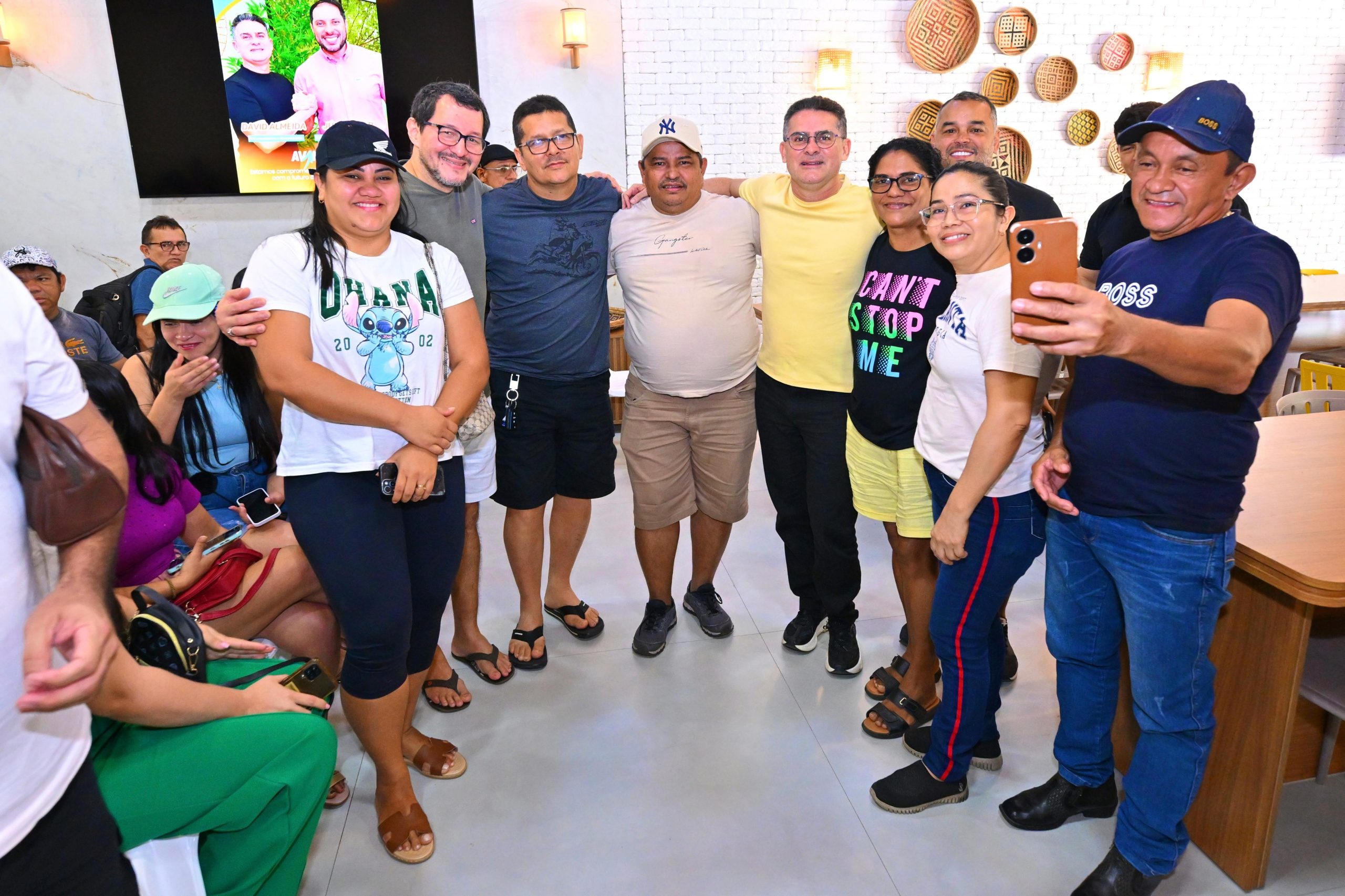 David Almeida reúne trabalhadores e lideranças do Polo Industrial de Manaus