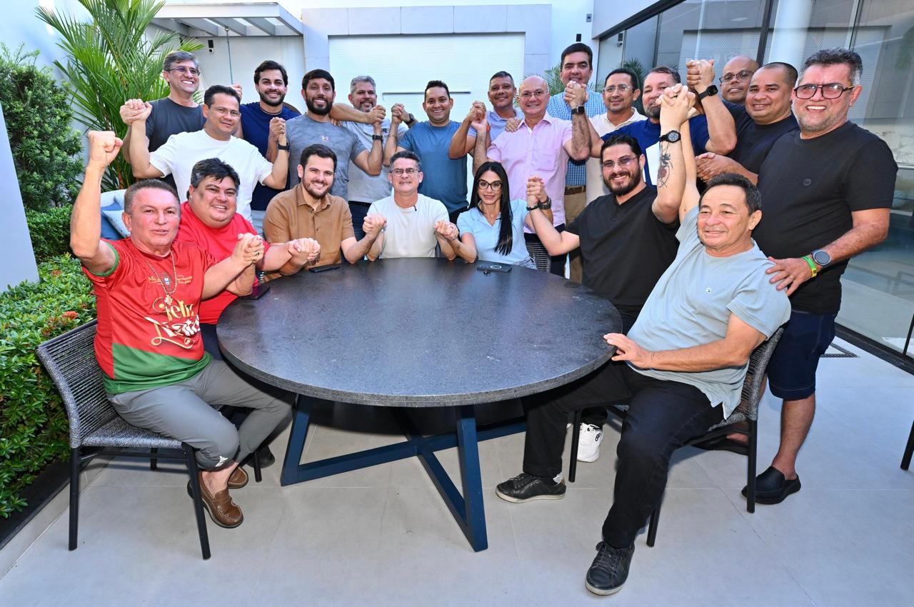 David Almeida anuncia Dra. Shádia Fraxe como vice no Amazonas