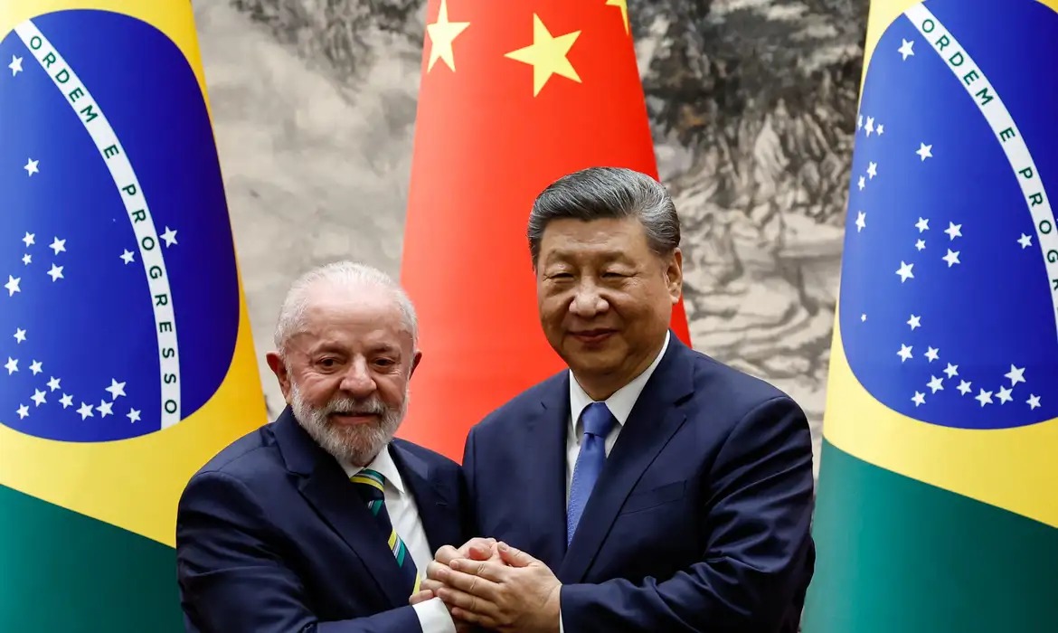 Lula e Xi Jinping discutem acordo entre Mercosul e China