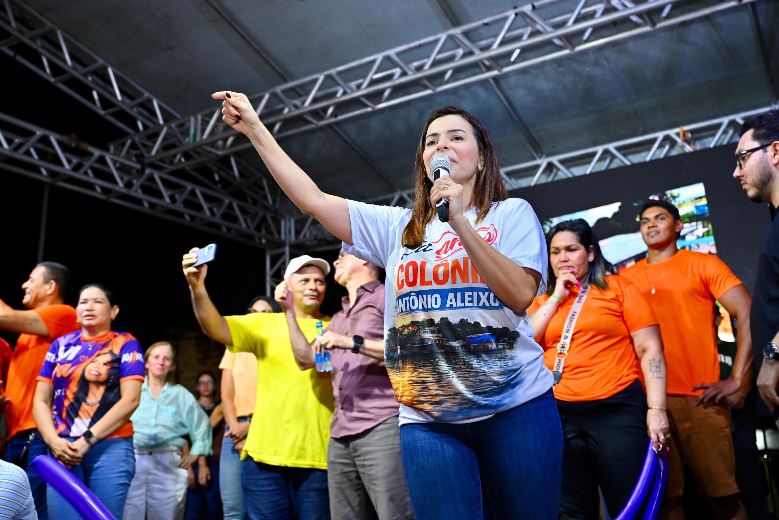 David Almeida participa do lançamento da candidatura de Vivi Lira