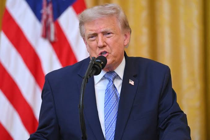 Trump acusa China de interferência nas eleições dos EUA