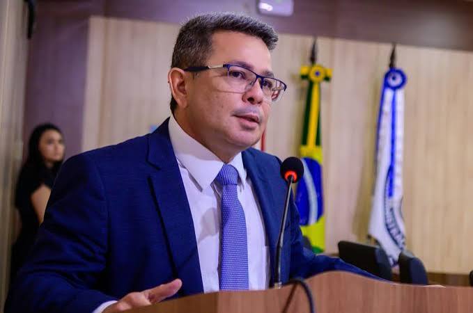 Ausência de Tadeu de Souza chama atenção em evento de Roberto Cidade
