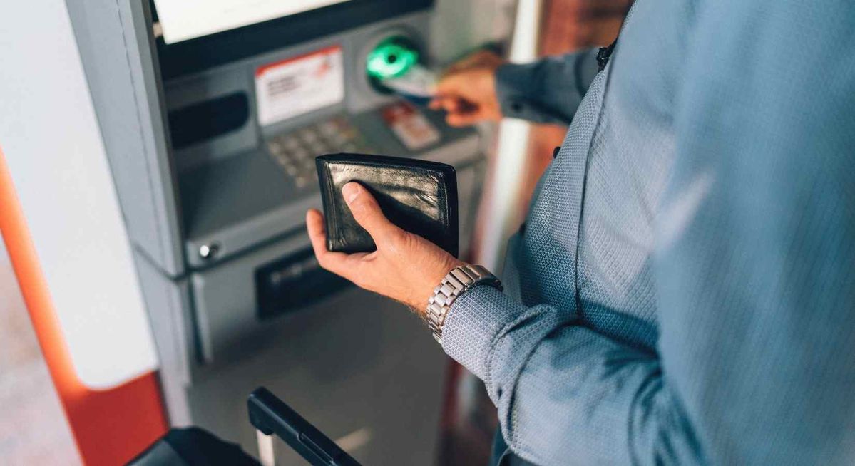 Brasileiros têm R$ 5,1 bilhões esquecidos em bancos