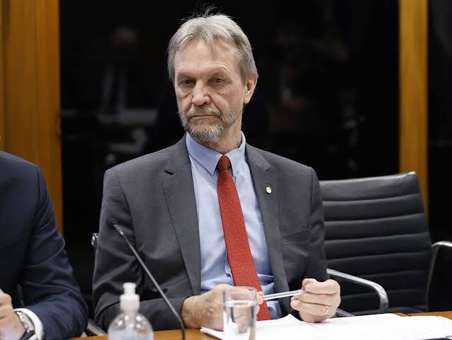 Pedro Uczai segue internado após AVC isquêmico